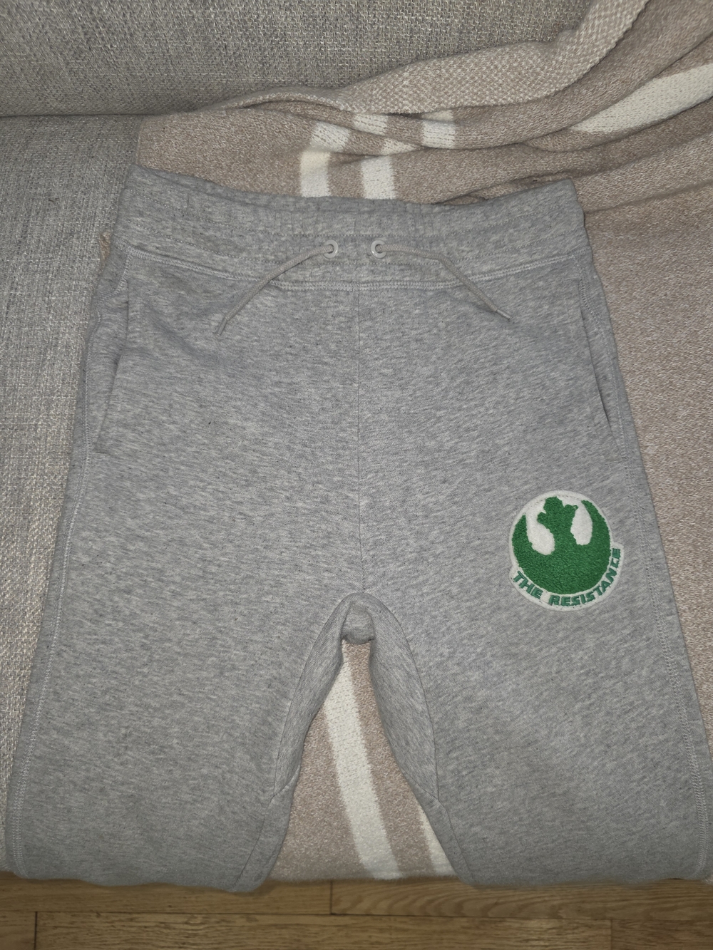 GAP x Star Wars Sweat Pants Joggers Boys Size 12 GRAY